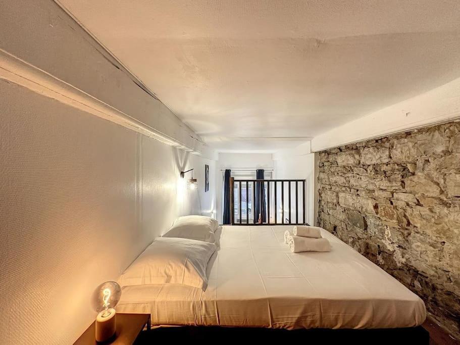 Cosy Appt Coeur De Lyon 1 Imbert Apartment Luaran gambar
